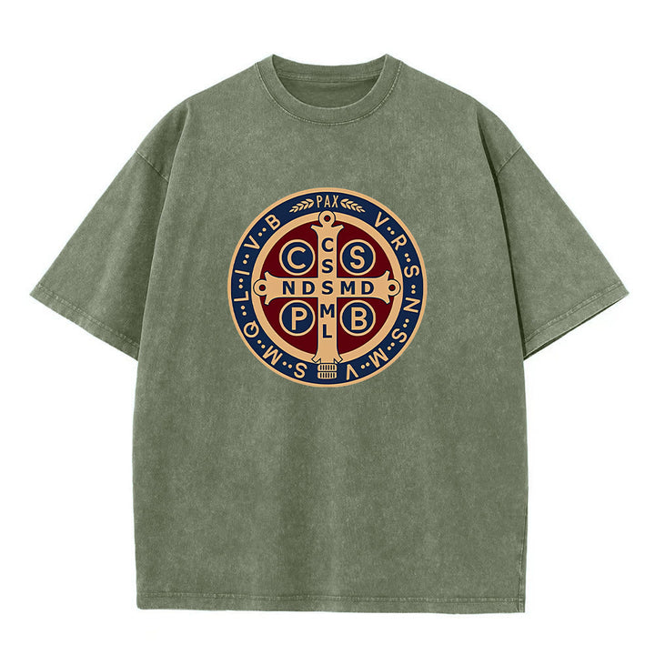 Christianartworkshop St. Benedikt Medaille Heiliges Kreuz Unisex gewaschenes T-Shirt - Armeegrün - 5XL - image 5