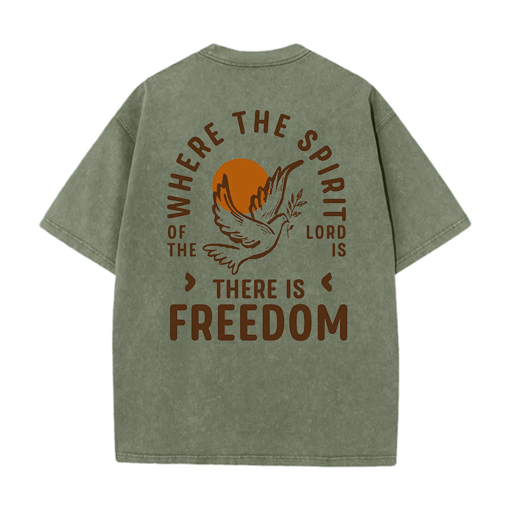 Christianartworkshop „Geist des Herrn und Freiheit“ Unisex-T-Shirt (vorgewaschen) - Armeegrün - 5XL - image 8