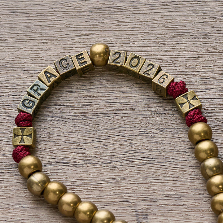 Christianartworkshop Rosenkranz „Grace & Year Bronze Red St. Benedikt“: Gedenkperlen 2026 mit individuellen Initialen - image 8