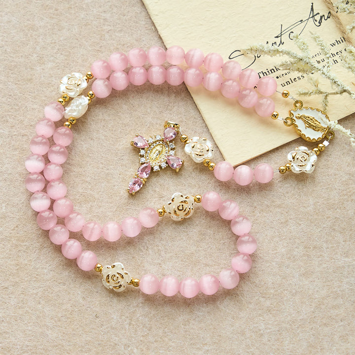 Christianartworkshop Rosenkranz mit Katzenaugen- und Rosenmotiv in Lavendel und Rosa: Heilige Mutter als Mittelpunkt für sanftes Gebet - image 12