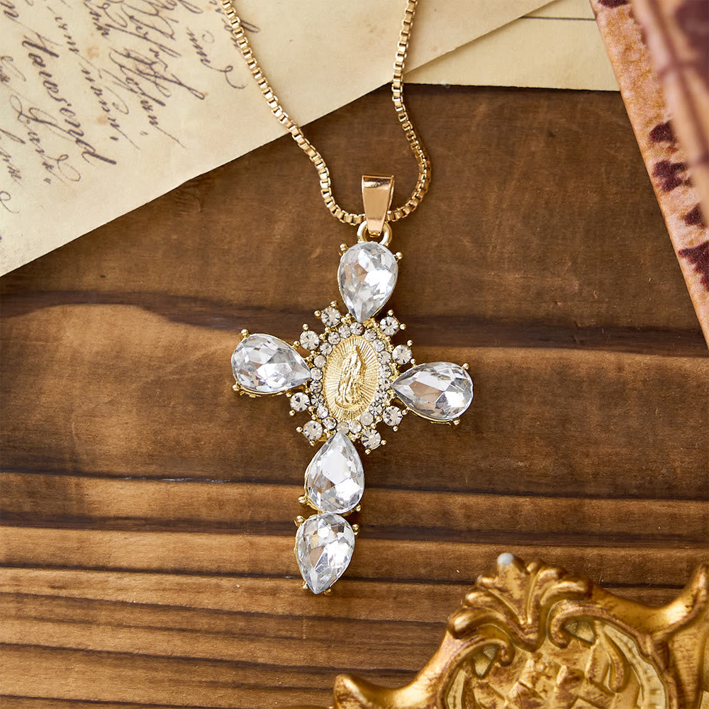 Christianartworkshop Leuchtende Marienkreuz-Halskette mit Zirkonia: Wärmender Trost für gläubige Herzen - Weiß - image 6
