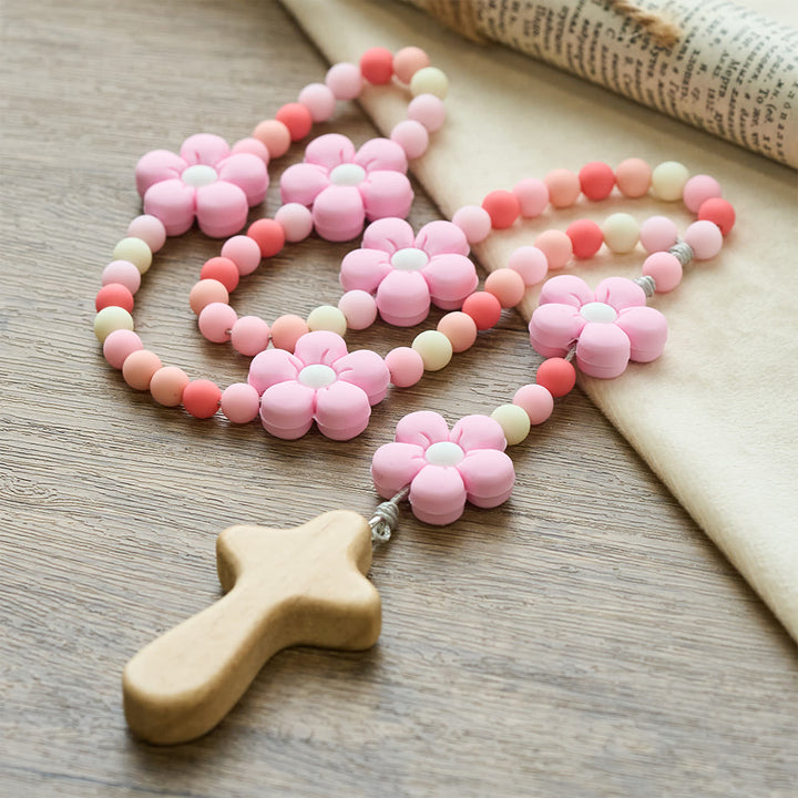 Christianartworkshop Buntes Rosenkranz-Set für Kinder: Weiche Silikonblumen in Rosa, Lila und Blau für das erste Gebet - image 4
