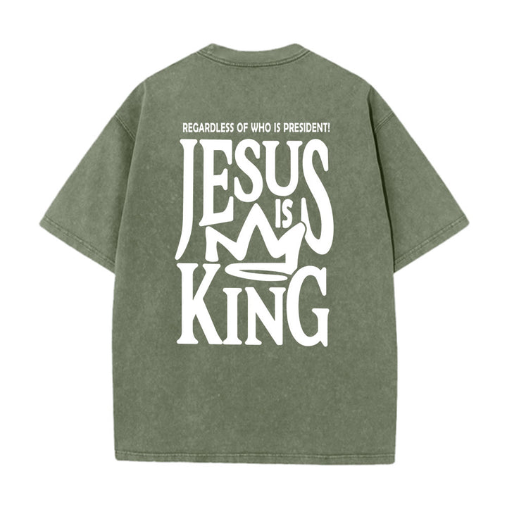 Christianartworkshop Jesus is King Statement Unisex Washed T-Shirt - Armeegrün - 5XL - image 14