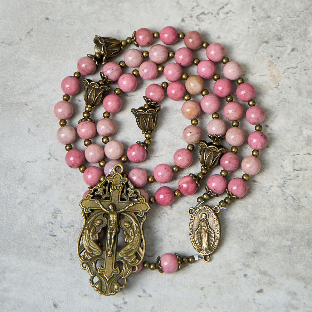 Christianartworkshop Rosenkranz aus Palisanderholz und bronzenem Tulpenmotiv: Standhafte Gnade im Gebet - Rosa - image 0