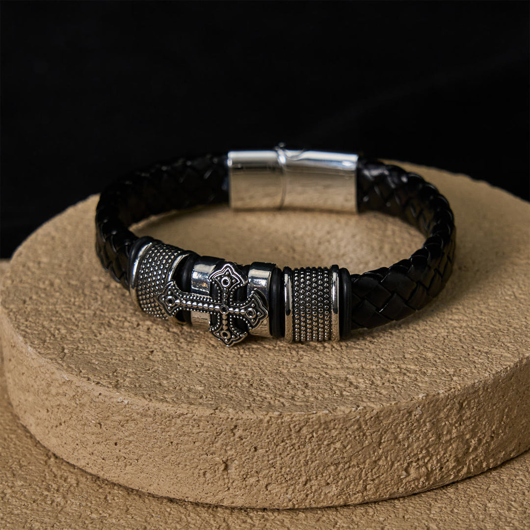 Christianartworkshop Klassisches zweifarbiges Lederarmband mit Heiligem Kreuz und geflochtenem Design - image 7