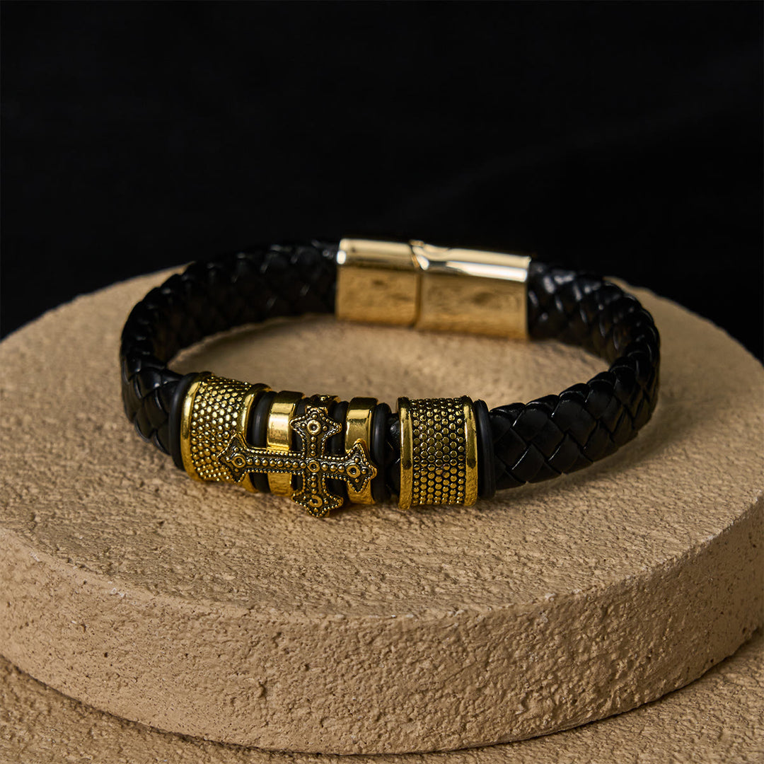 Christianartworkshop Klassisches zweifarbiges Lederarmband mit Heiligem Kreuz und geflochtenem Design - image 9