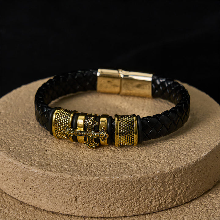 Christianartworkshop Klassisches zweifarbiges Lederarmband mit Heiligem Kreuz und geflochtenem Design - image 9