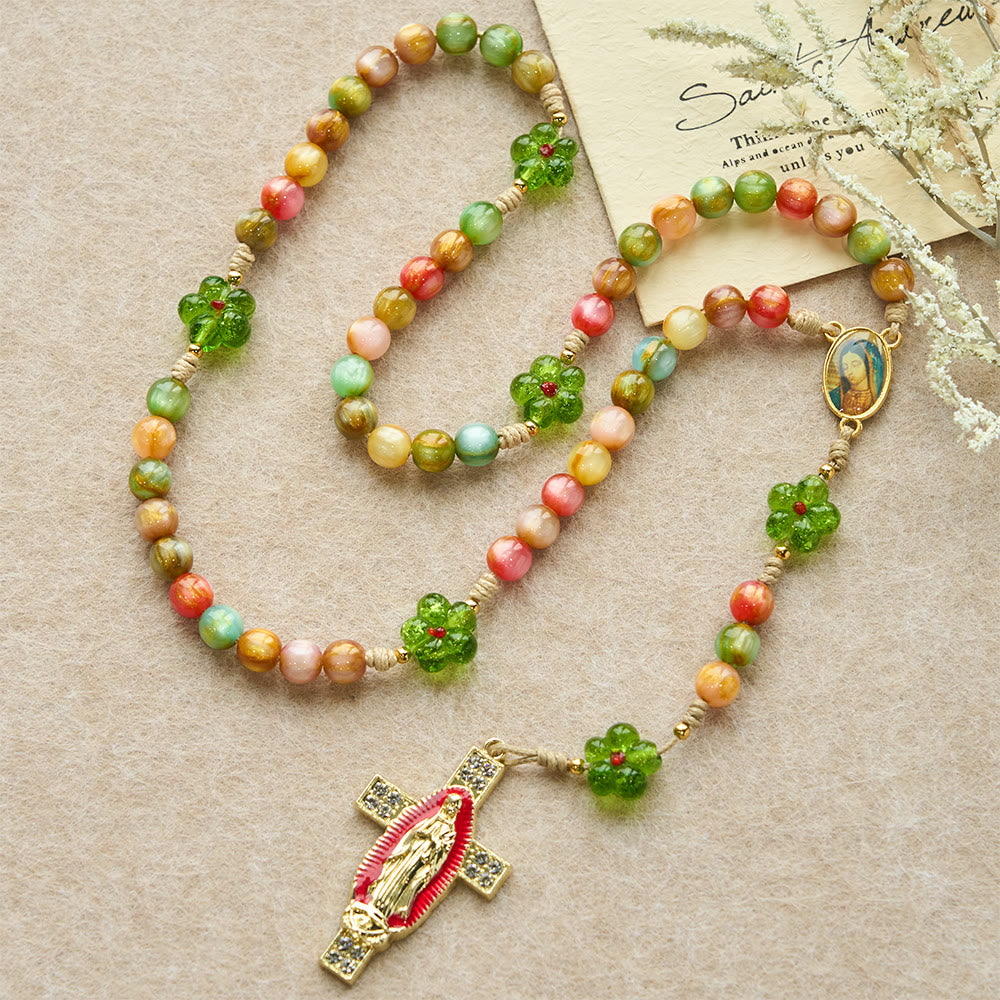 Christianartworkshop Rosenkranz aus grünem Glas und Pastellfarben mit Katzenaugenmotiv und Marienkreuz - image 1