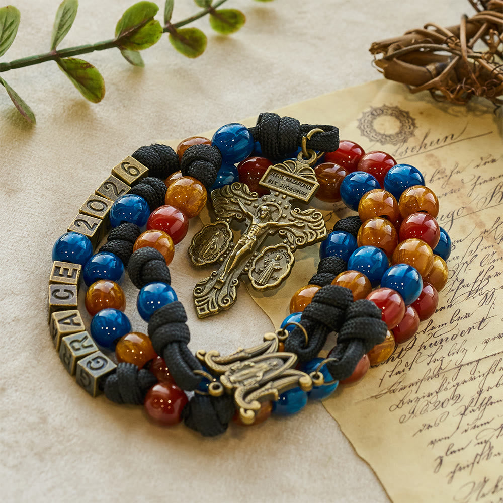 Christianartworkshop Farbenfroher Rosenkranz für das neue Jahr 2026: Personalisiertes Kreuz mit Namen und Schutzpatron - Rosenkranz für das neue Jahr 2026 - image 0