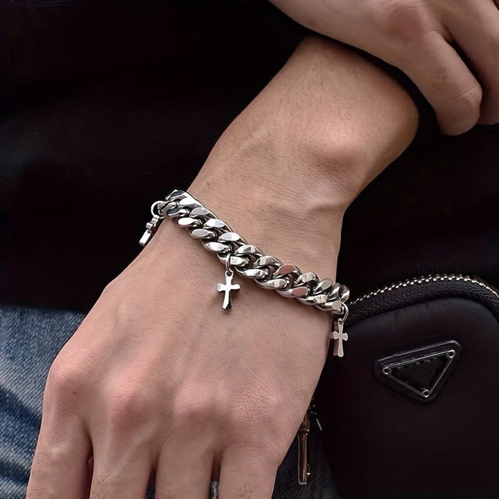 Christianartworkshop Panzerkettenarmband mit baumelnden Kreuzanhängern: Verkörpere seine kühne Gnade - image 1