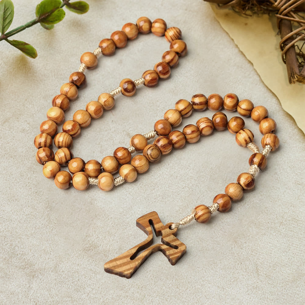 Christianartworkshop Rosenkranz aus Naturholzperlen mit handgeschnitztem Kruzifix: Verkörpere seine sanfte Gnade - Braun - image 0