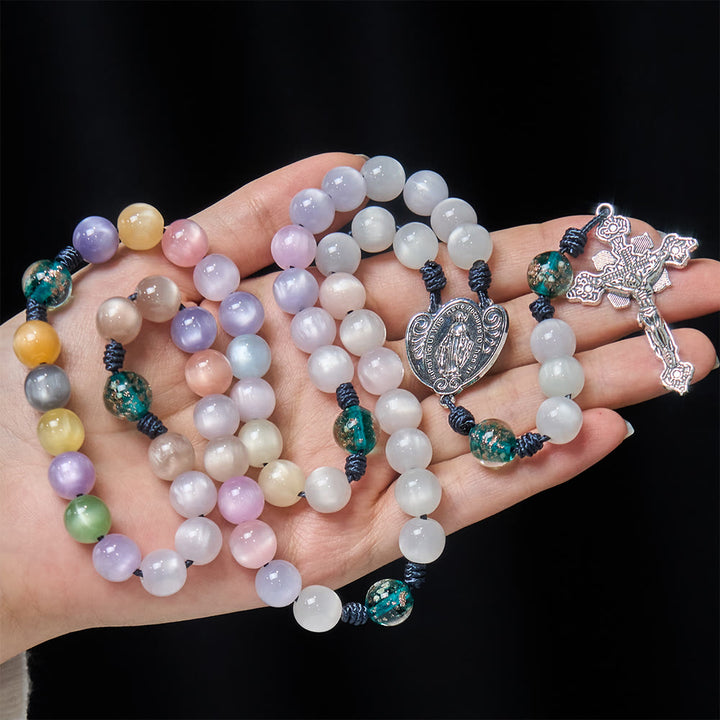 Christianartworkshop Farbwechselnder Rosenkranz mit Katzenaugenmotiv und der Muttergottes als Schutzpatronin: Schimmerndes Glaubensdesign - image 2