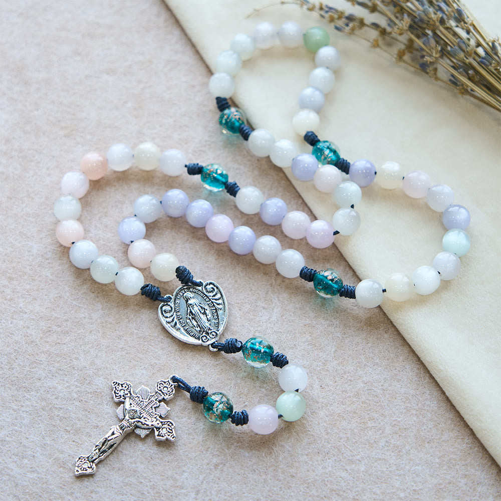 Christianartworkshop Farbwechselnder Rosenkranz mit Katzenaugenmotiv und der Muttergottes als Schutzpatronin: Schimmerndes Glaubensdesign - image 8