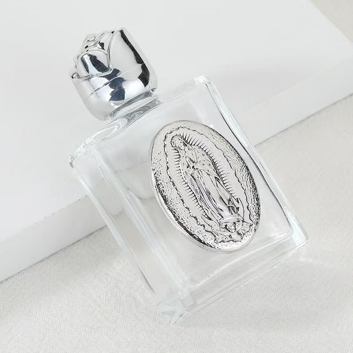 Christianartworkshop Weihwasserflasche mit geprägter heiliger Ikone: Trage seine Fürsorge in spirituellen Momenten bei dir. - Quadratische Flasche - Unsere Liebe Frau von Guadalupe - Silber - image 15