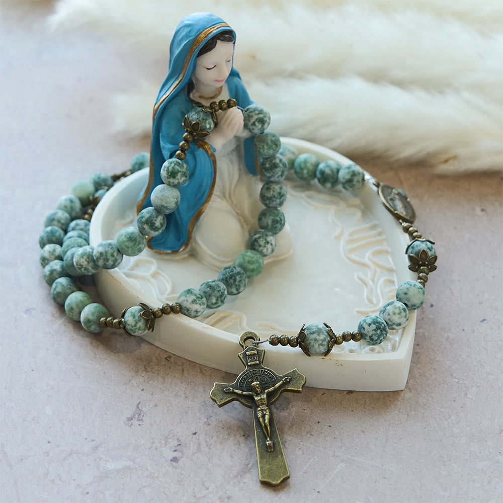Christianartworkshop Rosenkranz aus mattem Natursandstein mit Bronzekreuz und Marienbild - image 6