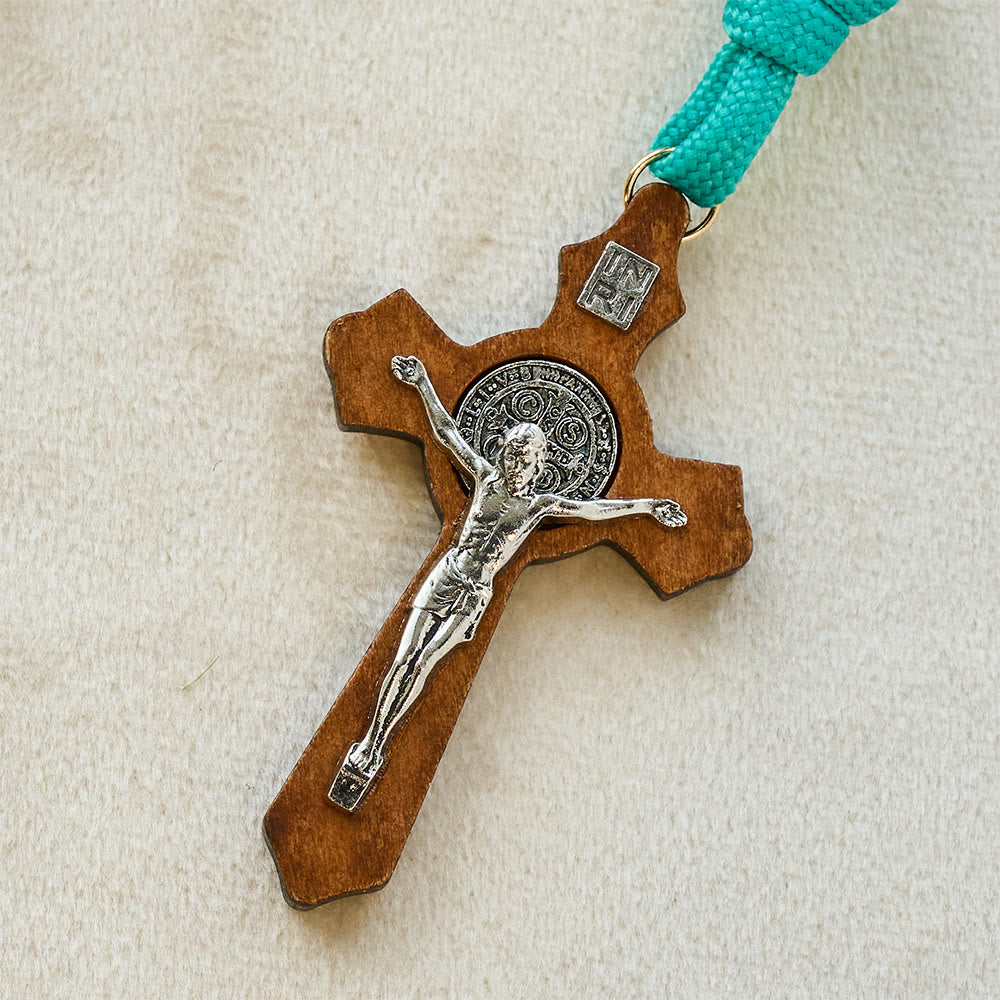 Christianartworkshop Leuchtend türkisfarbener Taschenrosenkranz aus Paracord und purpurroten Perlen mit passendem Marien- und Kruzifix-Element - image 5