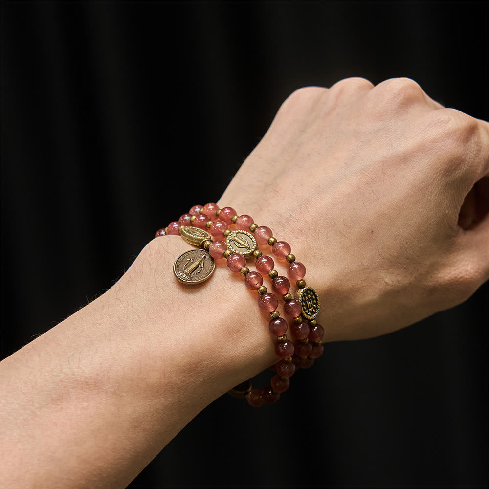 Christianartworkshop Vintage Erdbeerquarz-Armband mit Wundermedaille, Symbol der heiligen Hingabe - image 1