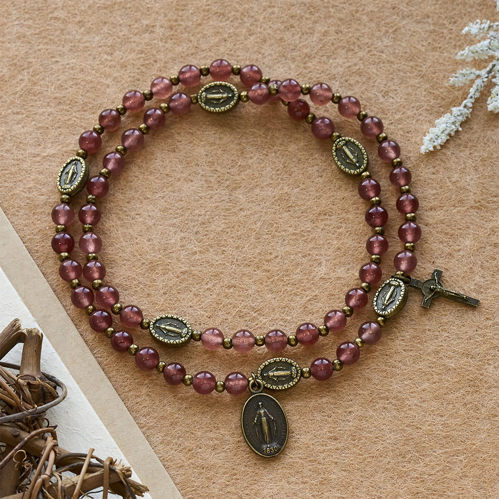 Christianartworkshop Vintage Erdbeerquarz-Armband mit Wundermedaille, Symbol der heiligen Hingabe - Erdbeerquarz - image 0