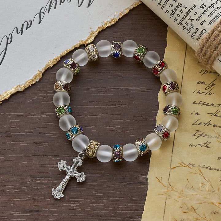 Christianartworkshop Armband mit mattiertem grünem Achat und weißem Glas in Kreuzform: Sanftes Vertrauen in leuchtender Textur - image 16