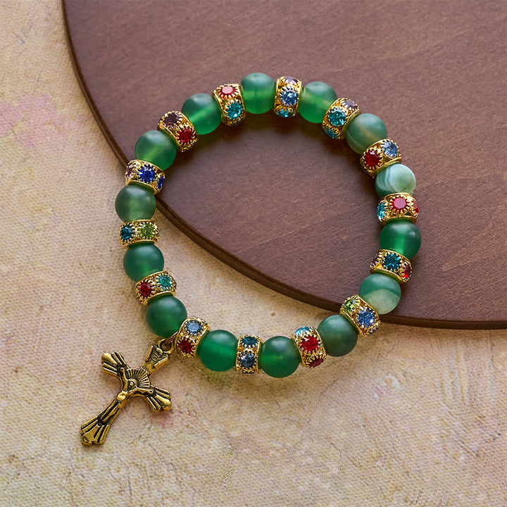 Christianartworkshop Armband mit mattiertem grünem Achat und weißem Glas in Kreuzform: Sanftes Vertrauen in leuchtender Textur - image 2