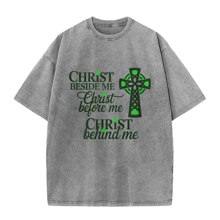 Christianartworkshop „Christ Beside Me“ – Unisex-T-Shirt mit keltischem Kreuz: Trage seine allgegenwärtige Gegenwart - Grau - 5XL - image 5