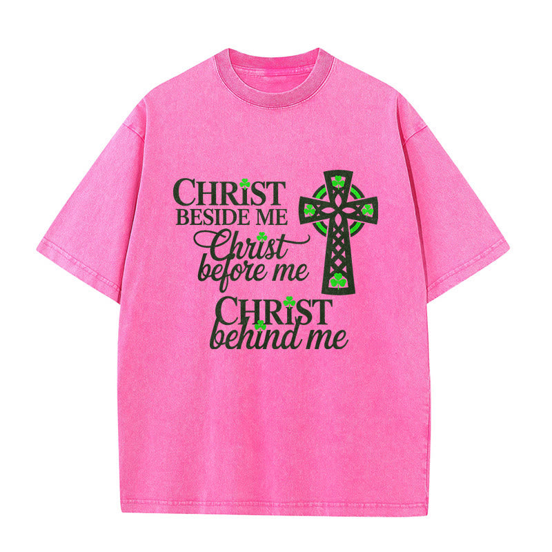 Christianartworkshop „Christ Beside Me“ – Unisex-T-Shirt mit keltischem Kreuz: Trage seine allgegenwärtige Gegenwart - Rosa - 5XL - image 8