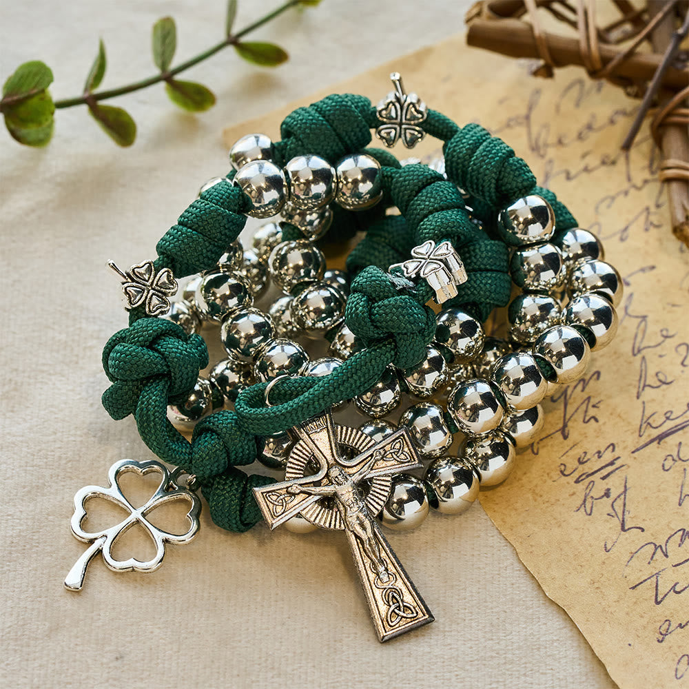 Christianartworkshop Vierblättriges Kleeblatt-Kreuz-Paracord-Rosenkranz: Verkörperung heiliger Stärke und Hingabe - image 3