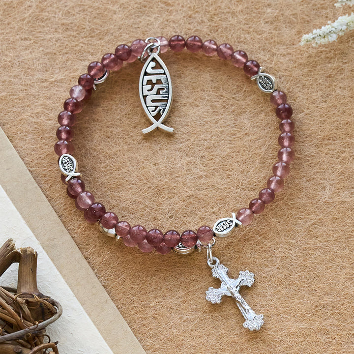 Christianartworkshop Erdbeerquarz-Armband mit Kruzifix und Ichthys-Anhänger - Erdbeerquarz - image 0