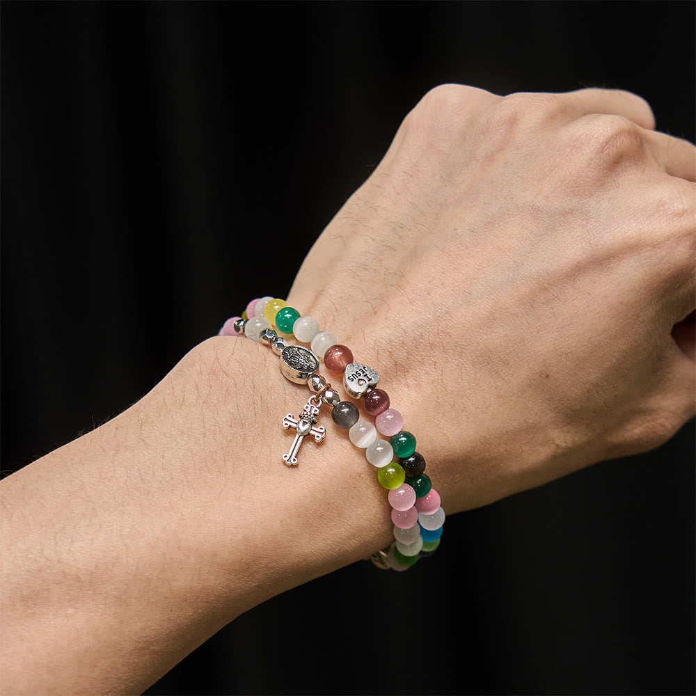 Christianartworkshop Mehrfarbiges Katzenaugen-Perlenarmband (Halskette für Kinder) mit „Ich liebe Jesus“- und Erzengel-Medaillen - image 1