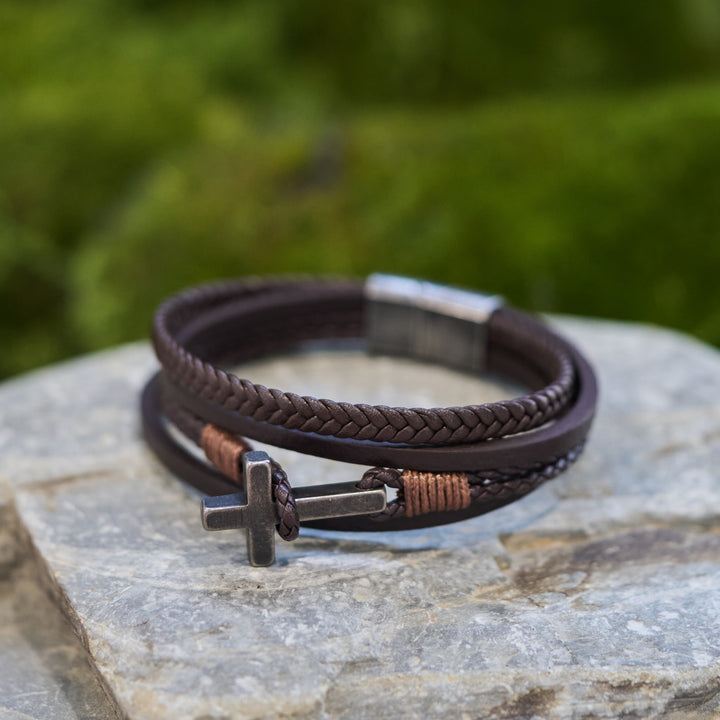 Christianartworkshop Dreifarbiges Edelstahl-Kreuz & geflochtenes Lederarmband - image 31