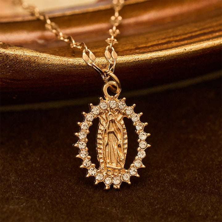 Christianartworkshop Ovale Marienkette mit Zirkonia-Fassung: Verkörpere ihre zarte Anmut - Unsere Liebe Frau - image 0