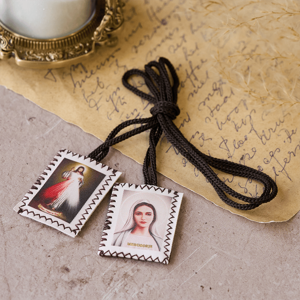 Christianartworkshop Doppelseitiges Skapulier mit dem Heiligen Herzen und der Jungfrau Maria: Eine doppelte Verehrung von Jesus und Maria - image 2