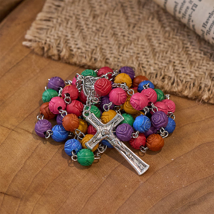 Rosenkranz mit Jesuskreuz der Heiligen Familie und roséfarbenen Perlen - image 3