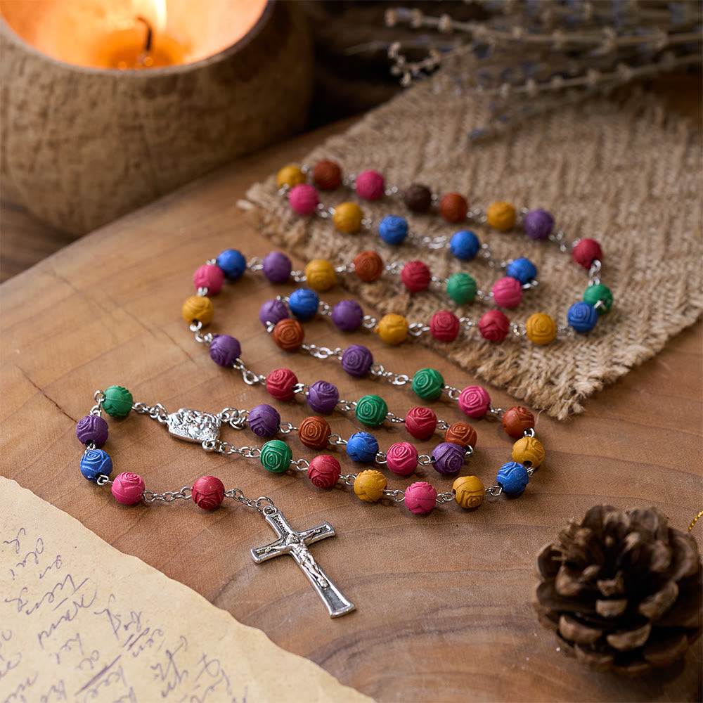 Rosenkranz mit Jesuskreuz der Heiligen Familie und roséfarbenen Perlen - image 4