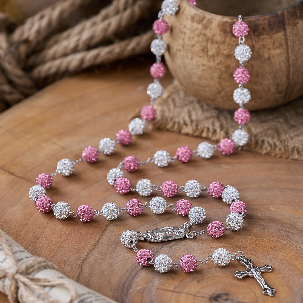 Christianartworkshop Rosenkranz „Unsere Liebe Frau von Guadalupe & Kruzifix“ aus runder, rosa-weißer Polymer-Ton-Legierung, 10 mm - Rosa+Weiß - image 0