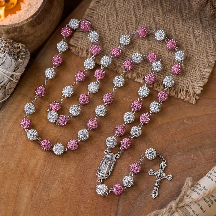 Christianartworkshop Rosenkranz „Unsere Liebe Frau von Guadalupe & Kruzifix“ aus runder, rosa-weißer Polymer-Ton-Legierung, 10 mm - image 4