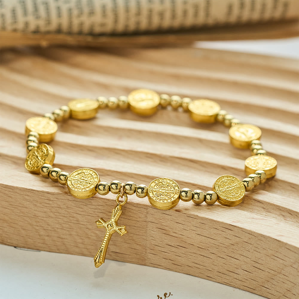 Christianartworkshop Goldfarbenes St. Benedikt-Kreuz Stretch-Armband - image 2