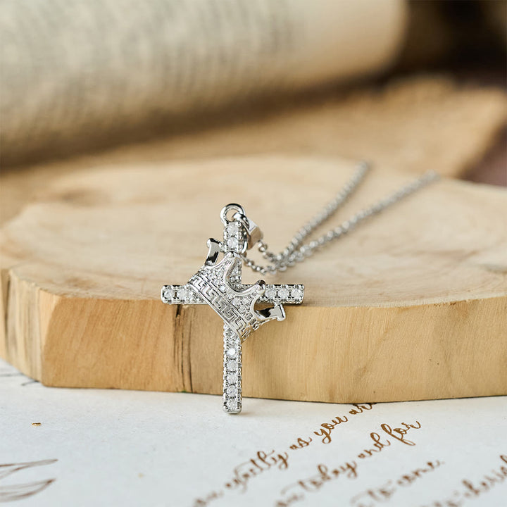 Christianartworkshop Funkelnde Halskette mit Kreuz und Krone (2 Größen): Verkörpern Sie Glauben und königliche Hingabe - Silber (L) - image 10