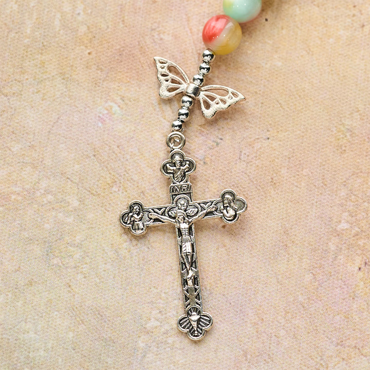 Christianartworkshop Dreifarbiger Fantasie-Rosenkranz mit verspielten Schmetterlingsflügel-Akzenten und Andacht zur Göttlichen Barmherzigkeit - image 8