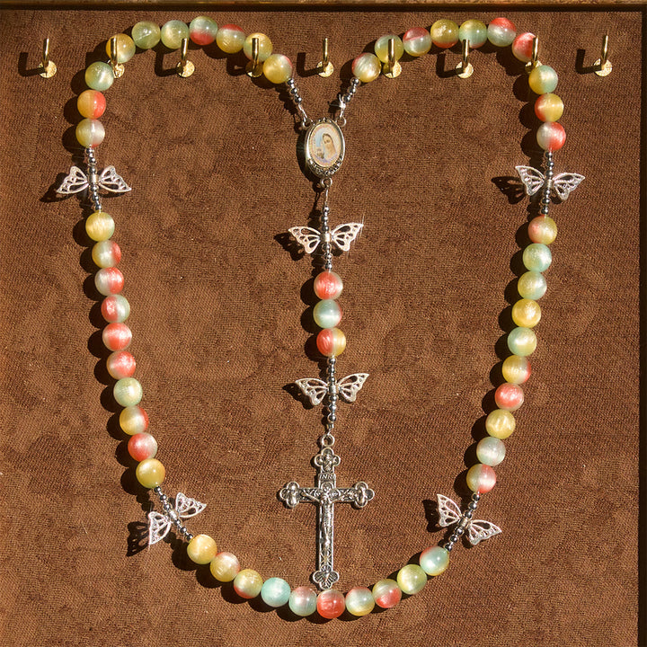 Christianartworkshop Dreifarbiger Fantasie-Rosenkranz mit verspielten Schmetterlingsflügel-Akzenten und Andacht zur Göttlichen Barmherzigkeit - Göttliche Barmherzigkeit & Kreuz - image 0