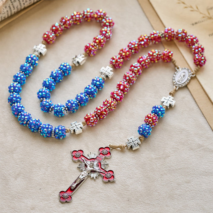 Christianartworkshop Roter und blauer, funkelnder Diamantperlen-Rosenkranz mit Malteserkreuz-Akzenten - Unsere Liebe Frau und das Kreuz - image 0