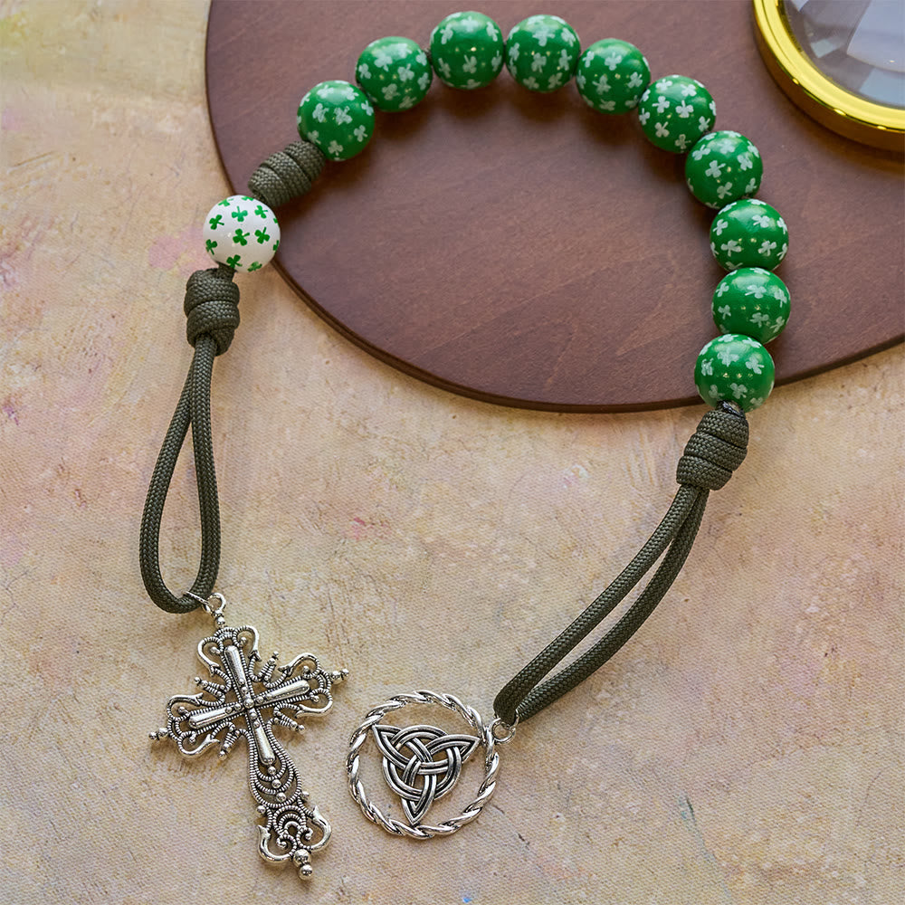 Christianartworkshop Irischer Segen, Glücksrosenkranz für die Hosentasche mit ewigem Knoten, grüne und weiße Holzperlen - image 9