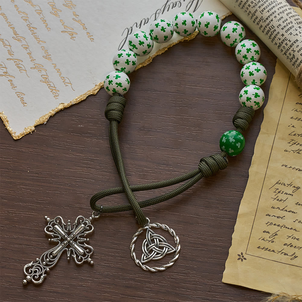 Christianartworkshop Irischer Segen, Glücksrosenkranz für die Hosentasche mit ewigem Knoten, grüne und weiße Holzperlen - image 5