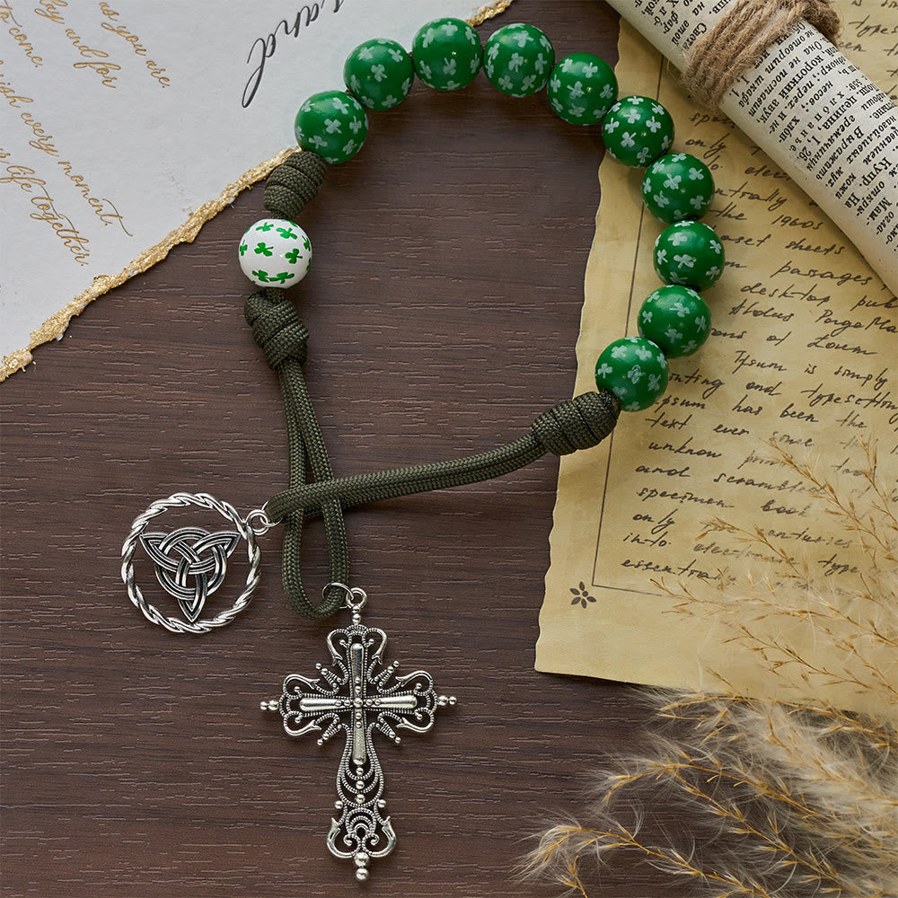 Christianartworkshop Irischer Segen, Glücksrosenkranz für die Hosentasche mit ewigem Knoten, grüne und weiße Holzperlen - image 10