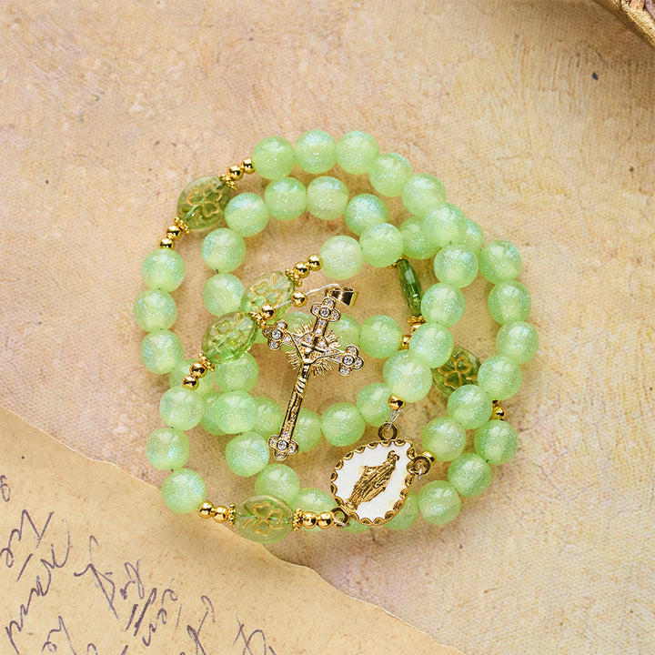 Christianartworkshop Keltischer Segen Schimmernder grüner Rosenkranz: Glücksklee mit goldenem Anhänger - image 6