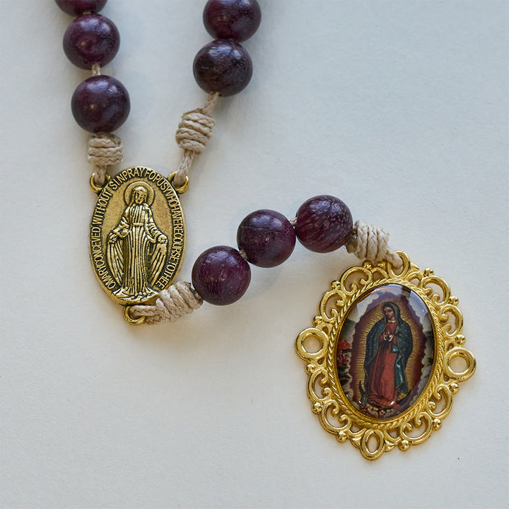 Christianartworkshop Rosenkranz Unserer Lieben Frau der Schmerzen aus Amaranthholz mit antiker Medaille - image 7