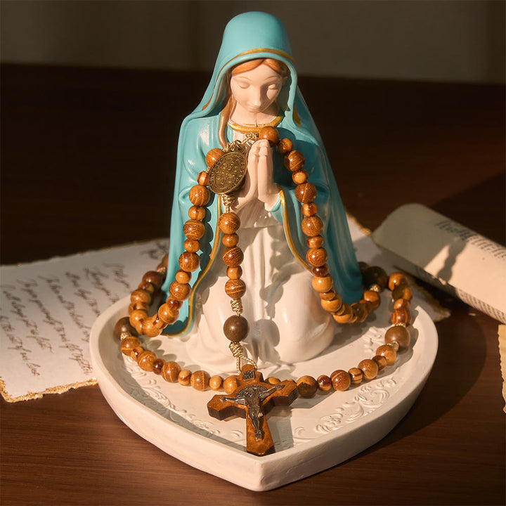 Christianartworkshop Traditioneller Rosenkranz aus Naturholz: Mischung aus gelbem Sandelholz, grünem Sandelholz und Kiefernholz - image 6