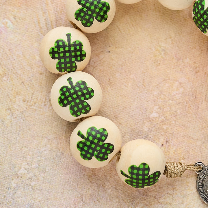 Christianartworkshop Irischer Rosenkranz aus Holz im Taschenformat – Geschenk zum St. Patrick's Day - image 13
