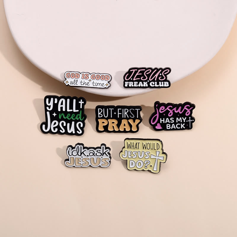 Christianartworkshop Broschenkollektion „Alltagsglaube“: Lassen Sie Ihren Glauben auf kleine, freudige Weise erstrahlen - image 1