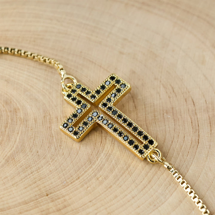 Christianartworkshop Armband mit Kreuz aus goldenem/silbernem/schwarzem Zirkon: Verkörpere die Anmut des Kreuzes - image 7